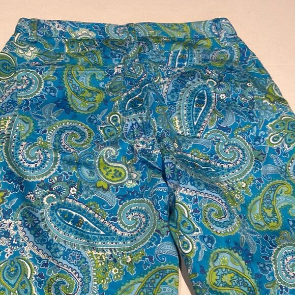 Bright paisley print capris by chaps size 4 - Picture 4 of 8